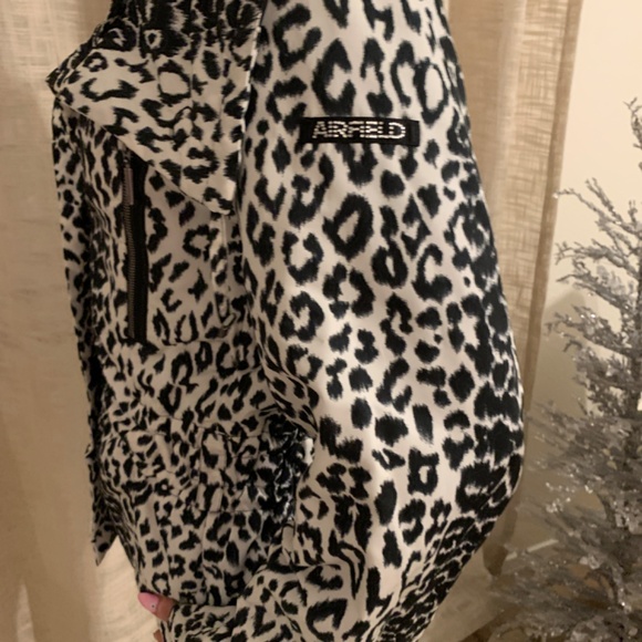 Jacket - Picture 3 of 6